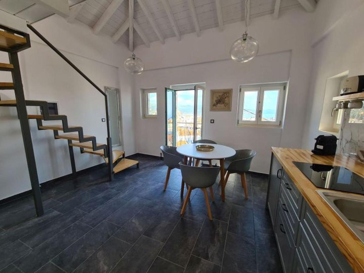 Gythio Townhouse Apartment Ngoại thất bức ảnh
